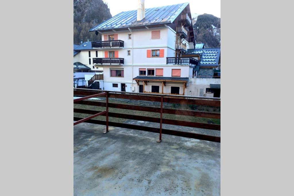 Jaune Génépi Valloire Exterior foto